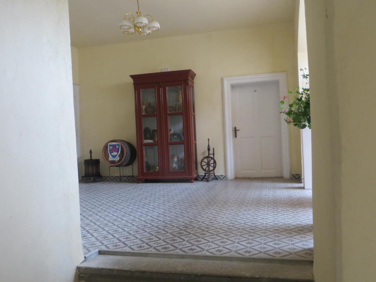 Ferdinand Apartments Medias Ngoại thất bức ảnh