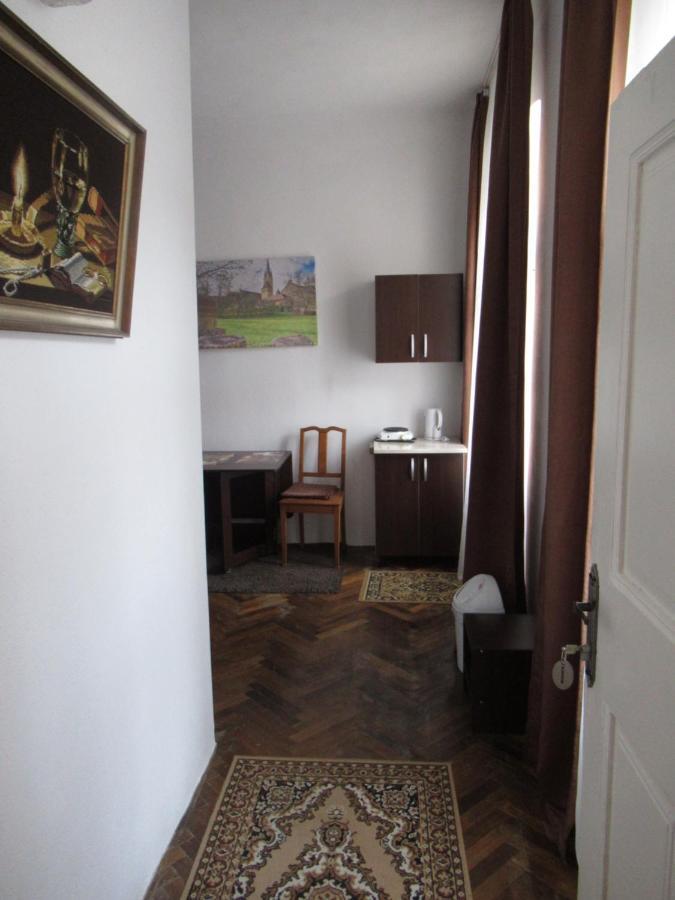 Ferdinand Apartments Medias Ngoại thất bức ảnh